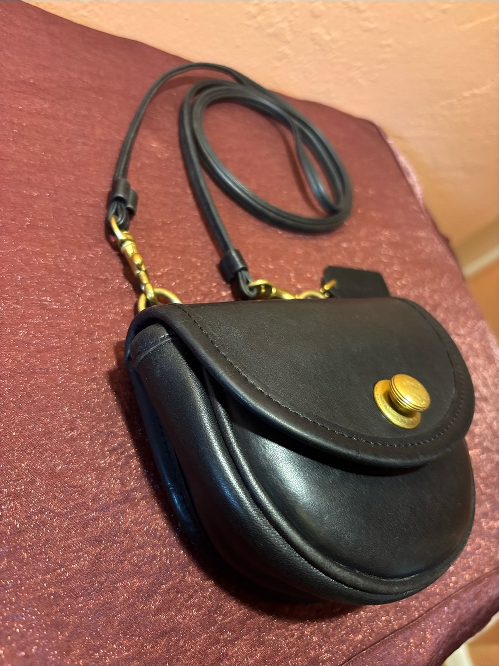 Coach USA Made Vintage Black Leather Crossbody Belt Saddle Purse Brass Hardware - Picture 2 of 16